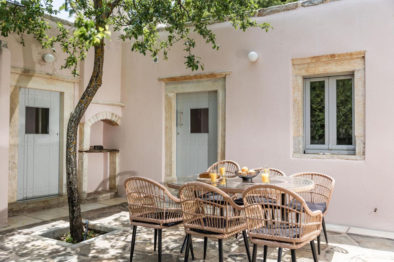 Serenity Village Apérathos Extérieur photo