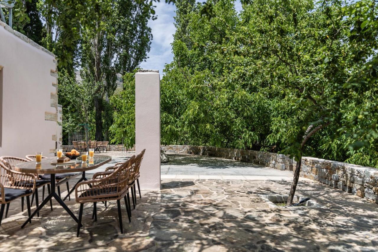 Serenity Village Apérathos Extérieur photo
